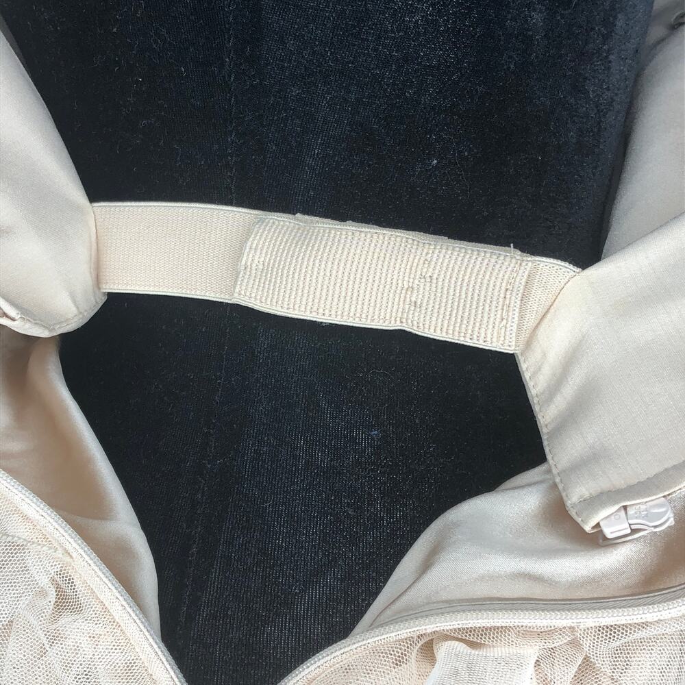 Haute Hippie Cream Tiered Ruffle Dress - Size Small - Picture 8 of 13